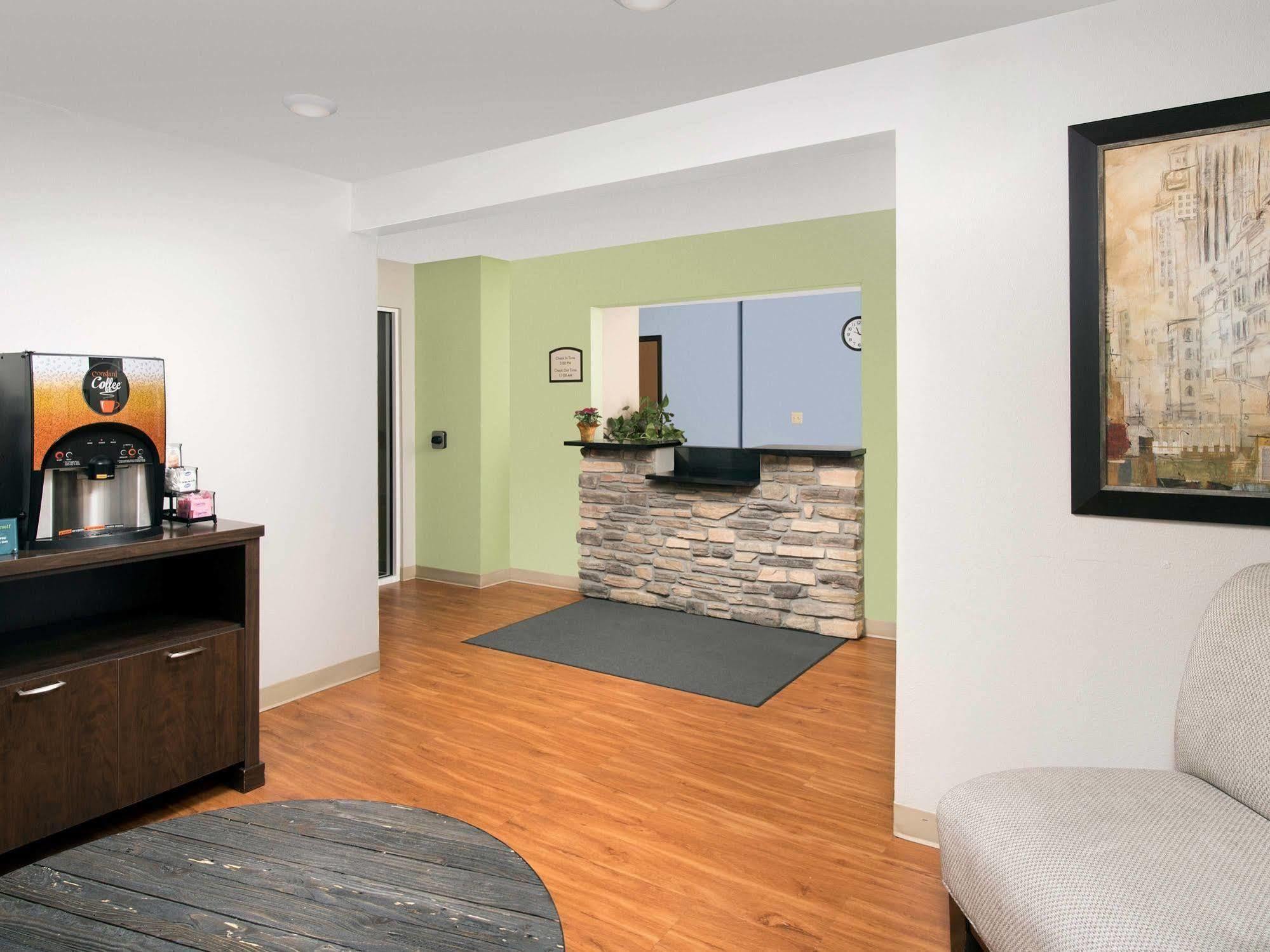 Extended Stay America Suites - Denver - Airport Aurora Exteriör bild